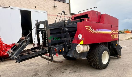 Empacadora gigant - New Holland - D1010