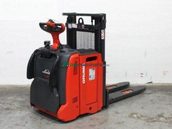 Elevadora - Linde - l 12 ap 133