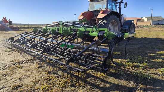 CULTIVADOR SEMICHISEL DE 31 BRAZOS ELASTOMEROS