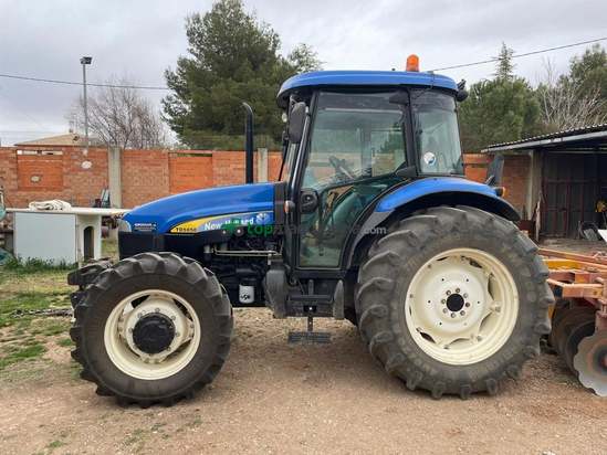 Tractor agrícola - New Holland - TD5050