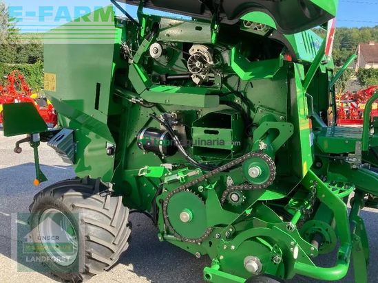 Empacadora gigant - John Deere - f 441 m
