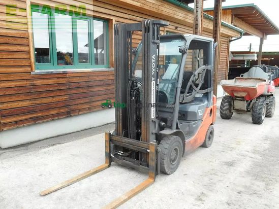Elevadora - Toyota - 02-8fdf15 ( triplex + ss + halbkabine )