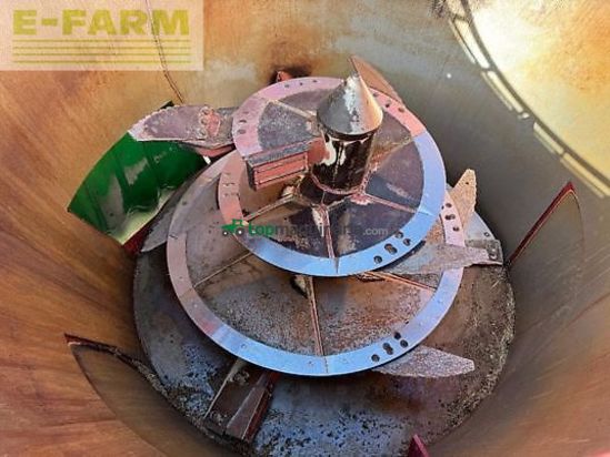 Remolqu esparcidor - Strautmann - vertimix 1401