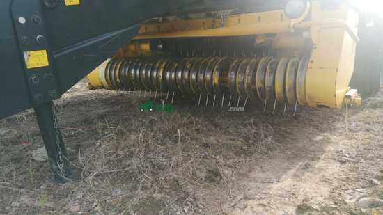 Empacadora gigante - New Holland BB940 Rotorcutter