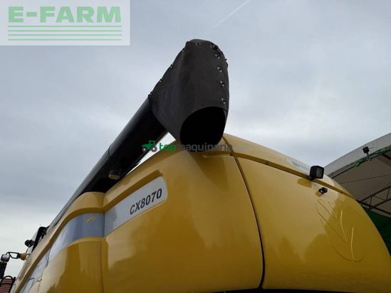 Cosechadora de Cereal - New Holland - cx 8070