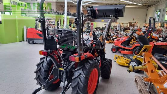 Tractor agrícola - Kubota - b1-161 frontlader