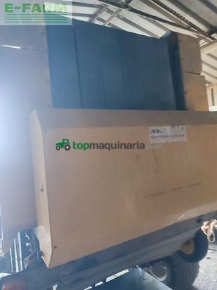 Empacadora gigant - New Holland - br 750 a