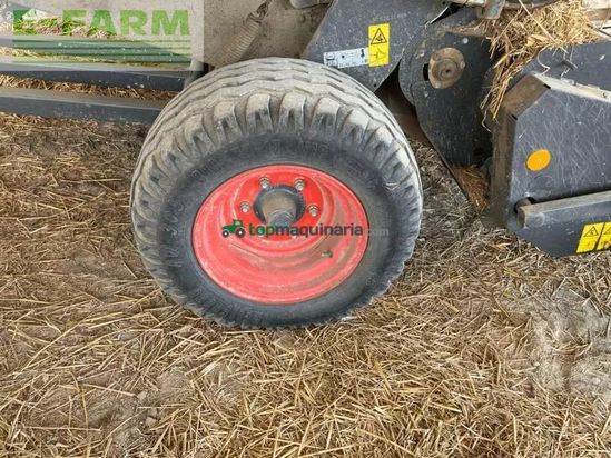 Empacadora gigant - Claas - variant 380