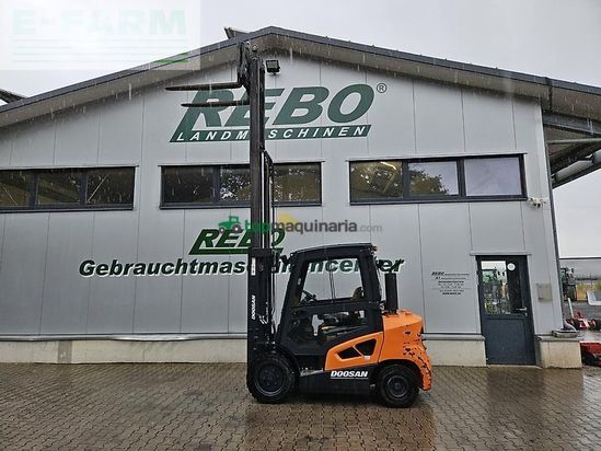 Elevadora - Doosan - d30s-9