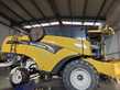 Cosechadora de Cereal - New Holland -  CX760