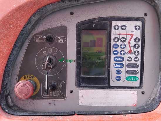 Brazo MANITOU 160ATJ EJE OSCILANTE