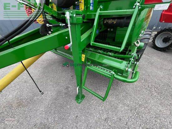 Empacadora gigant - McHale - f5 550