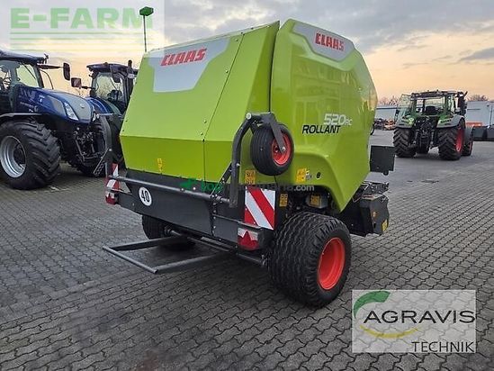 Empacadora gigant - Claas - rollant 520 rc