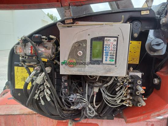 Brazo MANITOU 180ATJ