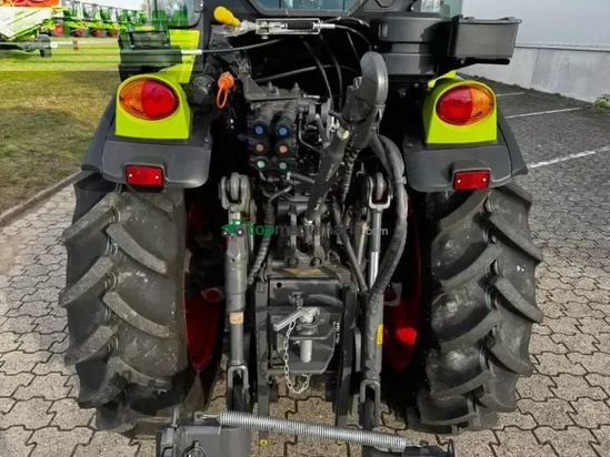 Tractor agrícola - Claas - nexos 220 s stage v
