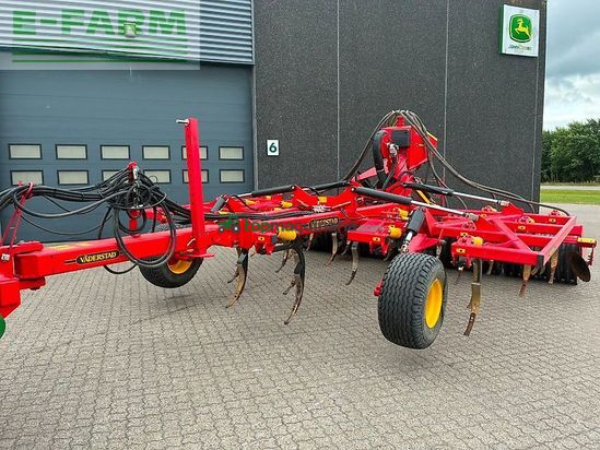 Cultivador - Väderstad - cultus 500 med frøsåningudstyr
