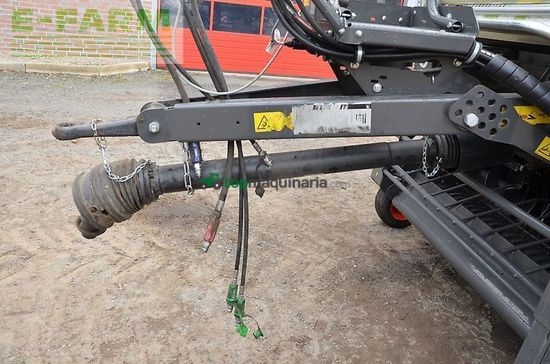 Empacadora gigant - Claas - variant 585 rc pro