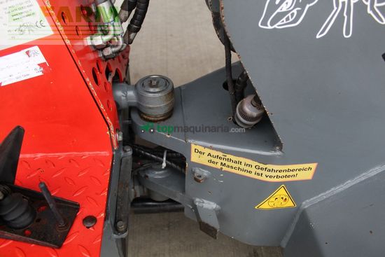 Minicargadora - Giant - hoflader d 335 t