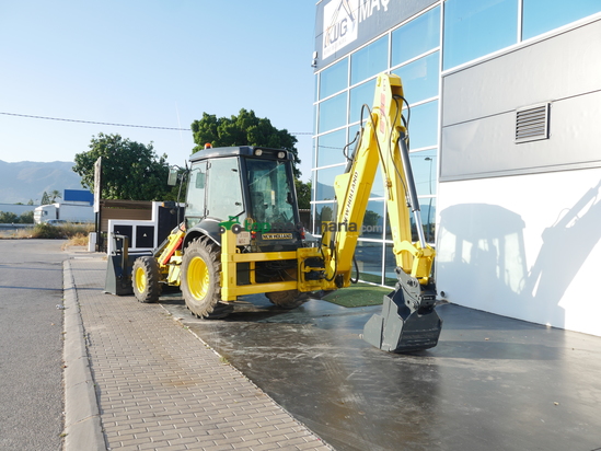 Retroexcavadora - New Holland LB 95 B-4 PT