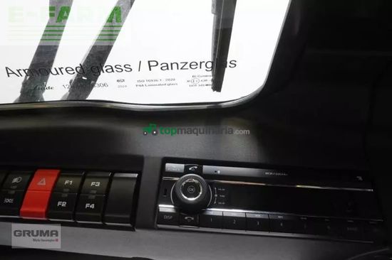 Elevadora - Linde - e 30 ion 1252