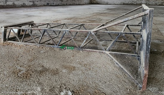 Apiladora de cereal. Accesorio para tractor o pala