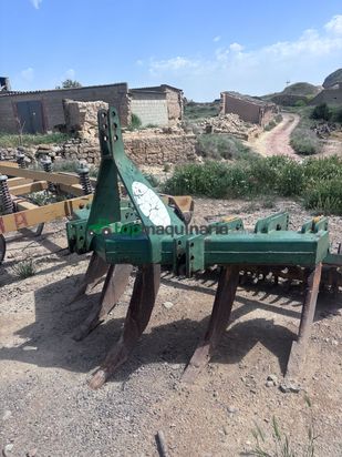 Descompactador subsolador Nadal de 5 filas