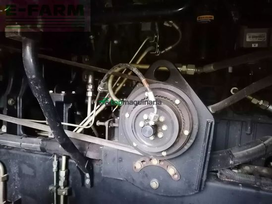 Cosechadora de Cereal - New Holland - fr650