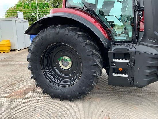 Tractor agrícola - Valtra - t174 versu unlimited tractor (st26322)