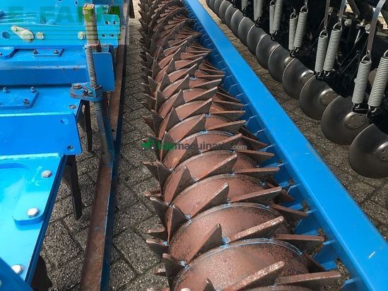 Sembradora - Rabe - corvus pke 4011 rotoreg met zaaimachine 4 mtr