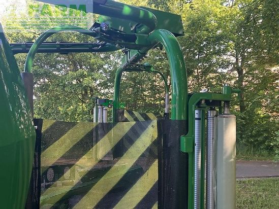 Empacadora gigant - John Deere - c441r