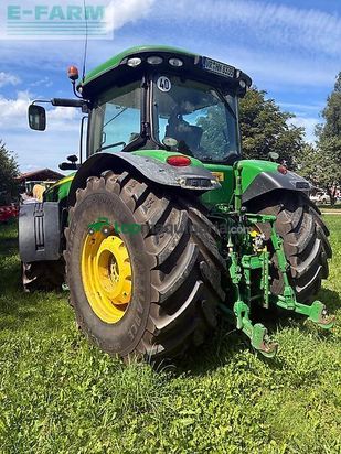 Tractor agrícola - John Deere - 8335r powr shift *original 4683 stunden*