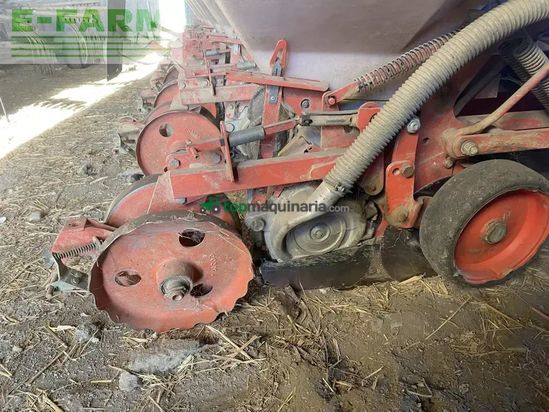 Sembradora monograno mecanica - Kuhn - planter ii 8 rangs