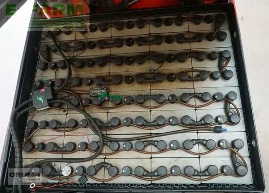 Elevadora - Linde - e 30/600 hl 387