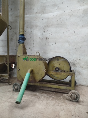 Molino de pienso con mezcladora para tractor