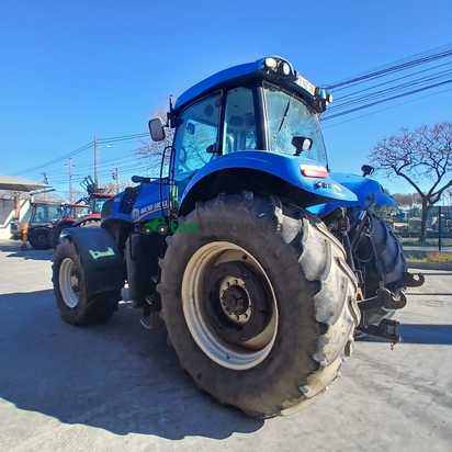 Tractor agrícola - New Holland - T8-330