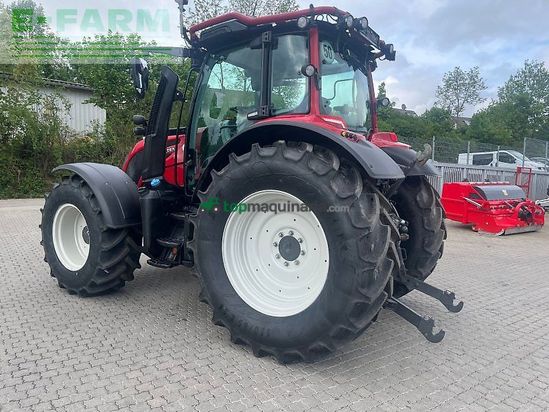 Tractor agrícola - Valtra - n154 a mit fk und rüfa