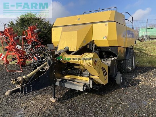 Empacadora gigant - New Holland - bb960a