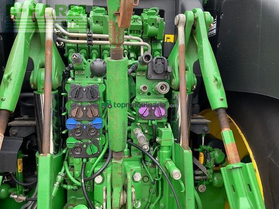 Tractor agrícola - John Deere - 6215r tractor (st23353)