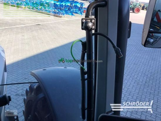 Tractor agrícola - JCB - 4220 icon | rtk