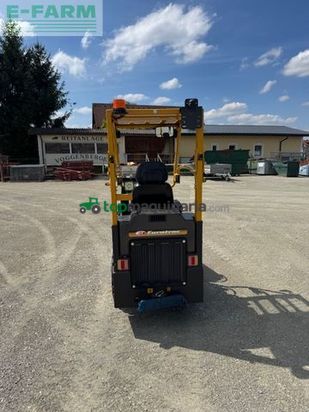 Minicargadora - Eurotrac - w10
