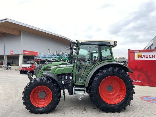 Tractor agrícola - Fendt - 211 vario (gen1)