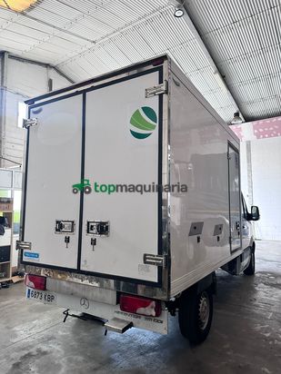 Camion Vehículo Mercedes-Benz Sprinter  con unidad de frío Thermo King 