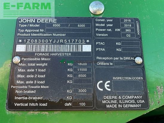 Cosechadora de Cereal - John Deere - 8300