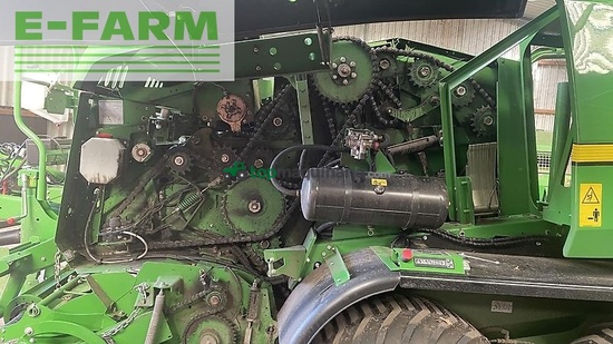 Empacadora gigant - John Deere - festkammer-kombipresse c441r