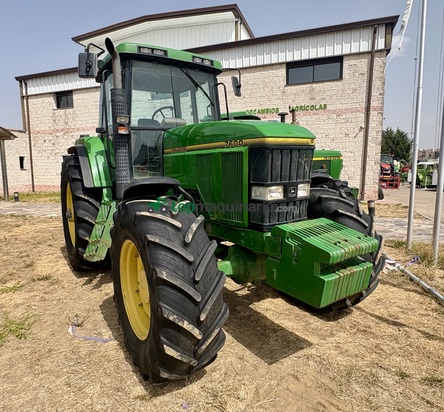 Tractor agrícola - John Deere - 7600