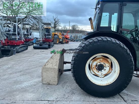 Tractor agrícola - New Holland - tn55d tractor (st25205) D