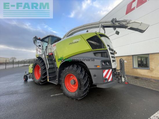 Cosechadora de Cereal - Claas - JAGUAR 950 C/W PU300 (I3603441) 4WD