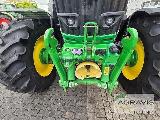 Tractor agrícola - John Deere - 6215 r