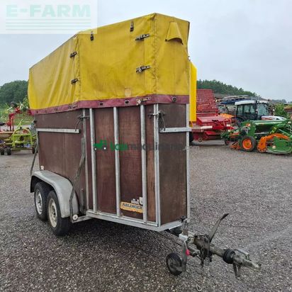 Remolqu agrícola -  - cattle trailer