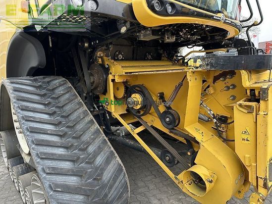 Cosechadora de Cereal - New Holland - cr 10.90